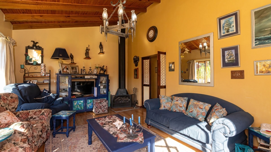 4 Bedroom Property for Sale in Meedingsride Western Cape